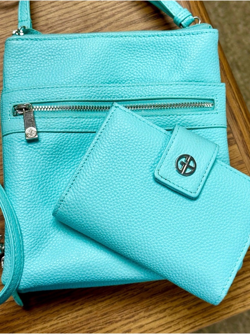 Giani Bernini Turquoise Leather Crossbody Bag with Matching Wallet
